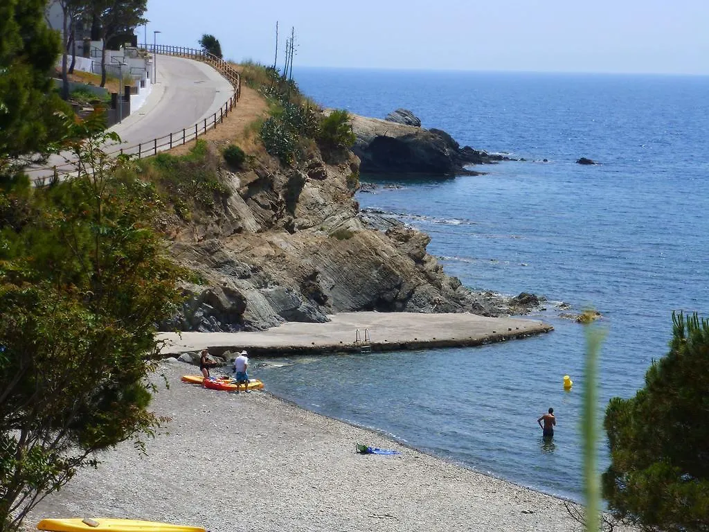 Apartment Rovellada Platja Colera
